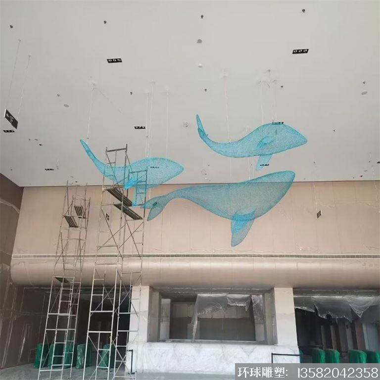 不锈钢吊顶镂空动物鲸鱼摆件,适合海洋馆景观装饰,3